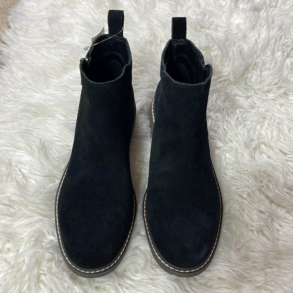 NEW Crown Vintage
Women's Black Gorgie Booties - Picture 6 of 9